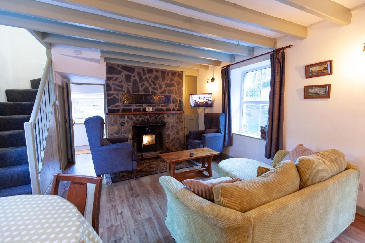 Aberdulas Cottage In The Dyfi Valley Wales Machynlleth Exterior photo